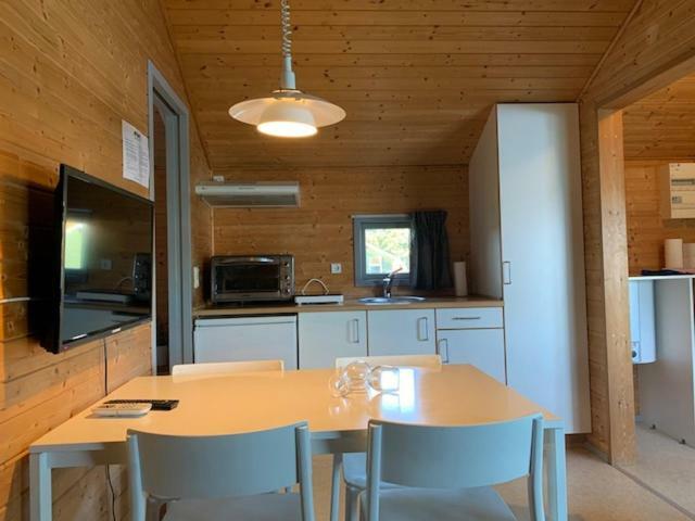 Tangloppen Camping & Cottages Ishøj Exterior foto